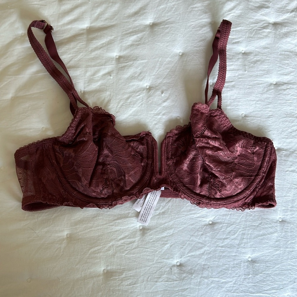 Lace bra 38B